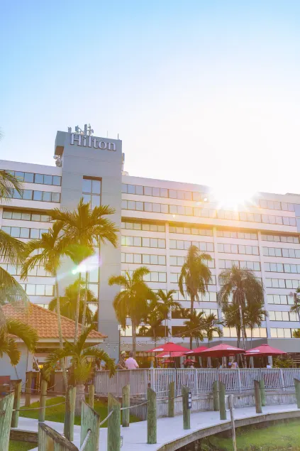 Hilton Palm Beach PBI - Image 1