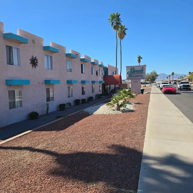 Sands Inn & Suites Lake Havasu City - Image 1