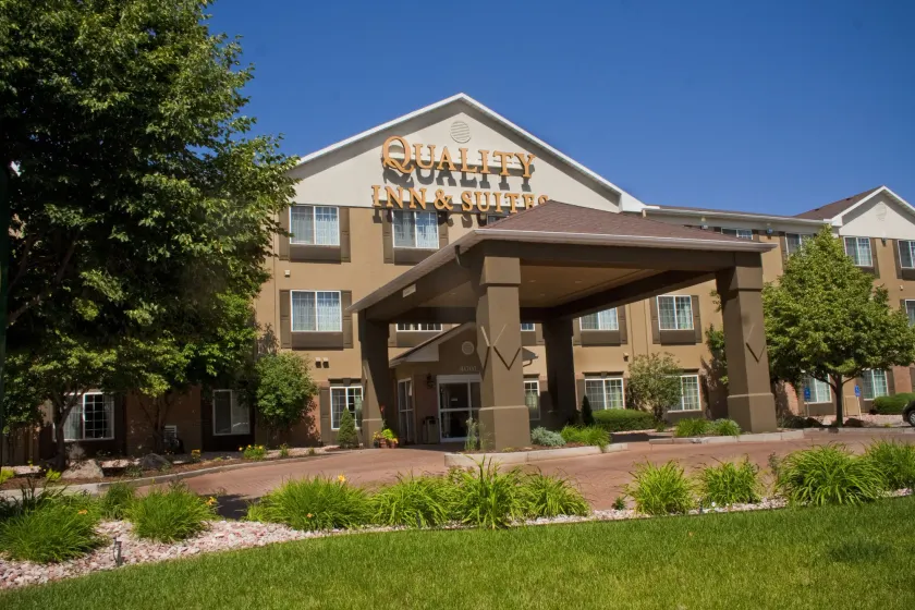 Quality Inn & Suites University Fort Collins - Image 1