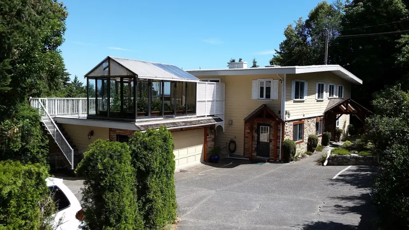 Bayridge Bed and Breakfast - Image 1