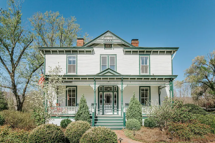 Afton Mountain Inn - Image 1