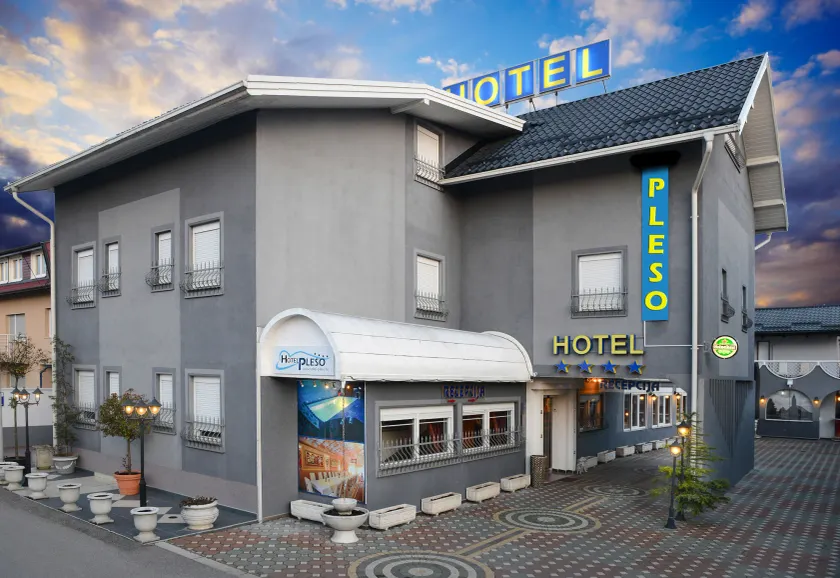 Hotel Garny Pleso - Image 1