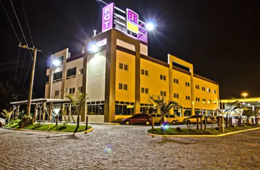 BR Suítes Hotel - Image 1