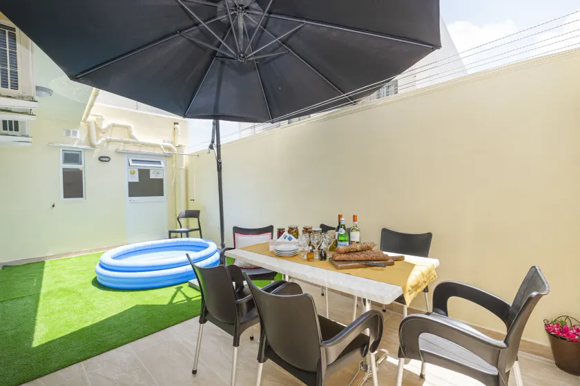 Summer Breeze 3 Bedroom Family Maisonette with sunny terrace in Mellieha - by Getawaysmalta - Image 1