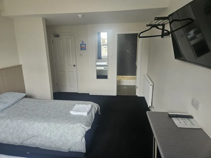 Swan Hotel - Image 1