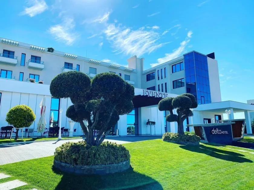 Hotel Delta Premium - Image 1