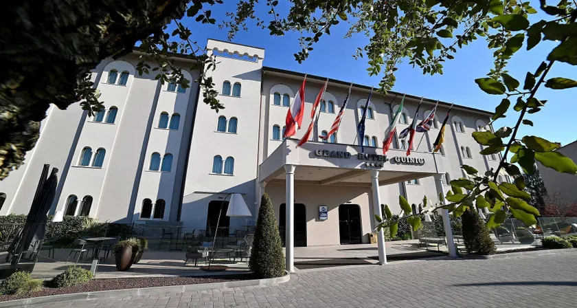 Best Western Grand Hotel Guinigi - Image 1