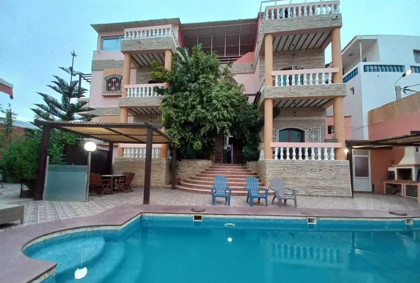 TAMRILUXE HOUSE - Image 1