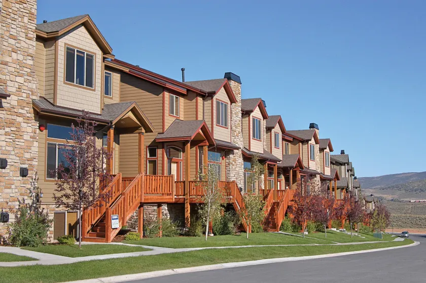 Bear Hollow Village Townhouse with Community Pool - Ski the Slopes - Image 1