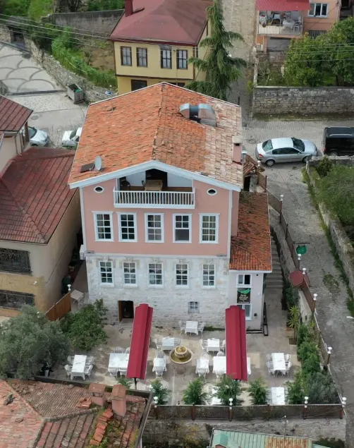 Alaz Restoran Turizm - Image 1