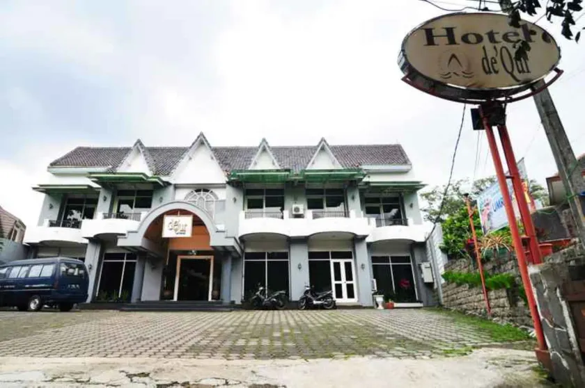 De'Qur Hotel Bandung - Image 1