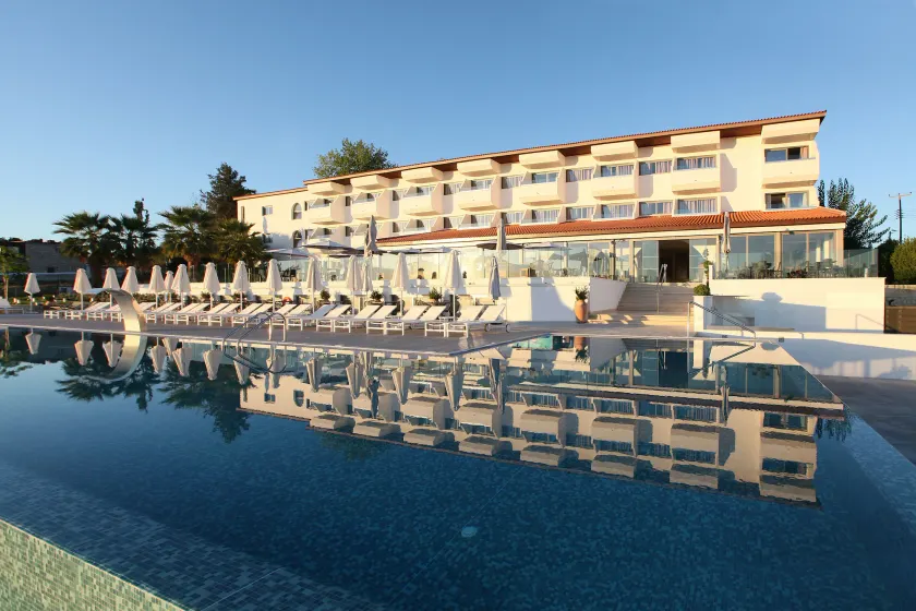 Droushia Heights Hotel - Image 1