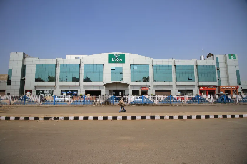 Hotel Le Roi Raipur at Raipur Railway Station - Image 1