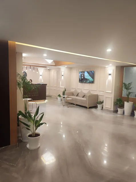 Pristine Pavilion Hotel - Image 1