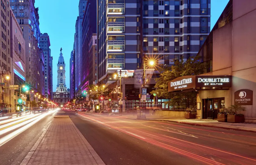DoubleTree by Hilton Philadelphia Center City - Image 1