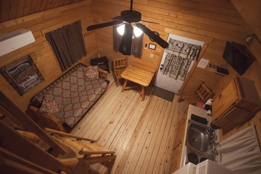Katie's Cozy Cabins - Image 1