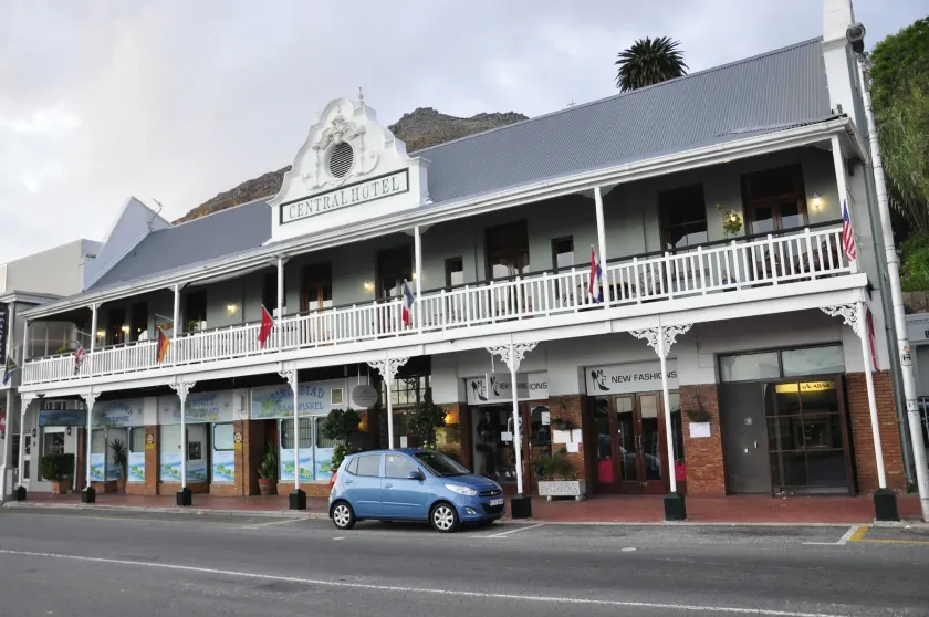 Central Hotel Guest House - Image 1