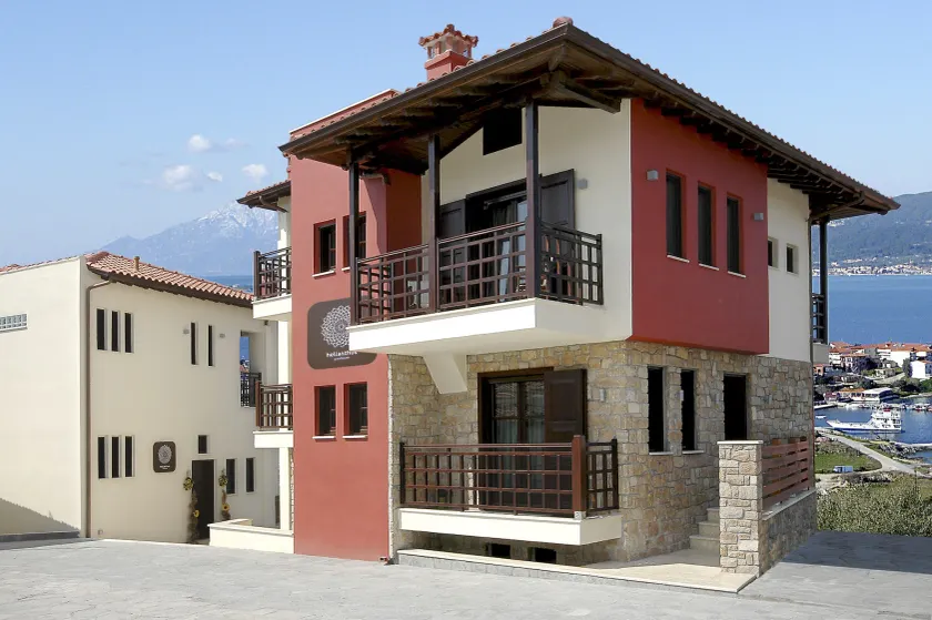 Helianthus Guesthouse - Image 1