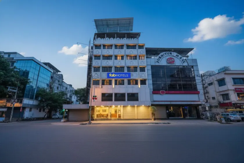 FabHotel Shravan - Nr Eternity Mall - Image 1