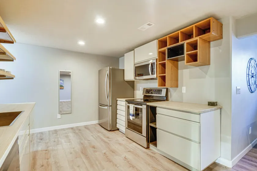 Layton Vacation Rental - Close to Hiking Trails! - Interior