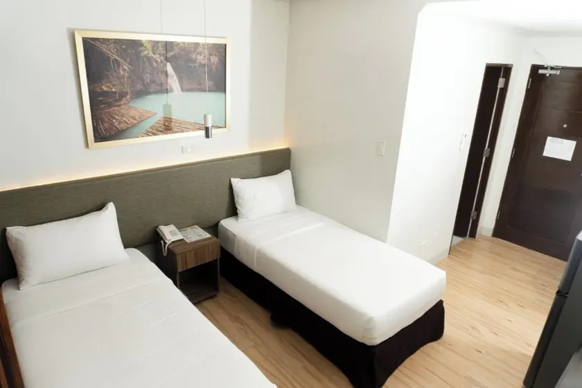Madison Suites Mactan Cebu - Image 1