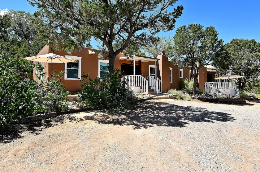 Tesuque Outpost 3 Casitas Best views in Santa Fe - Image 1