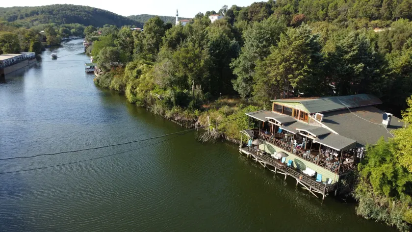 Sweet Home River Hotel - Image 1