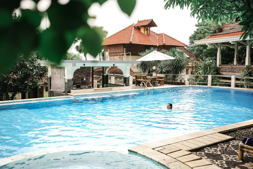 Amed Cafe & Hotel Kebun Wayan - Image 1