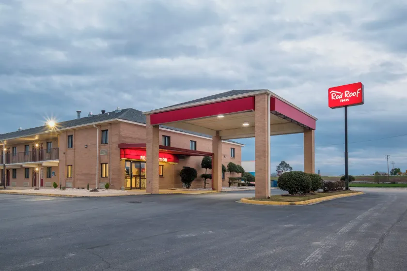 Red Roof Inn Bishopville - Image 1