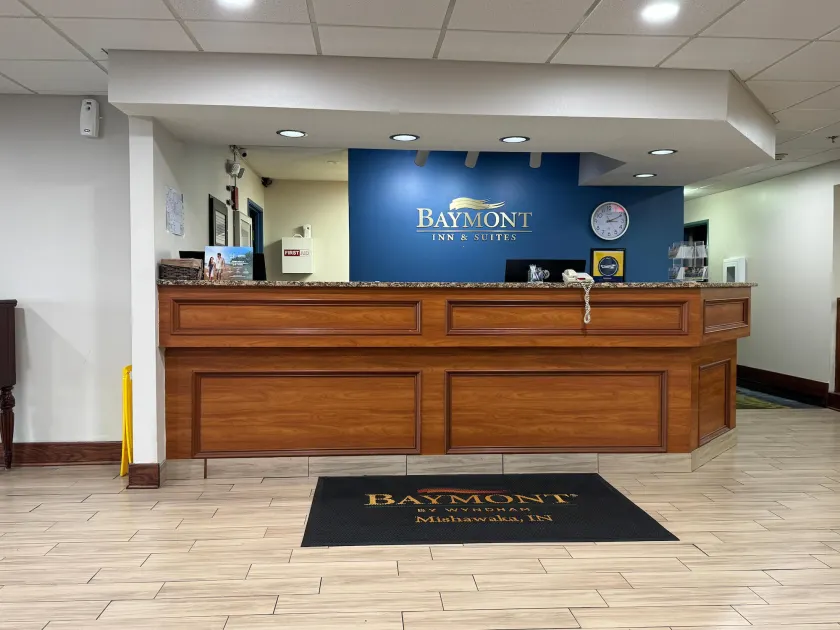 Baymont by Wyndham Mishawaka South Bend Area - Image 1