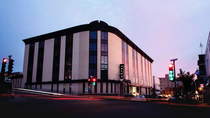 Hotel Chicoutimi, affilié à Hyvi - Image 1