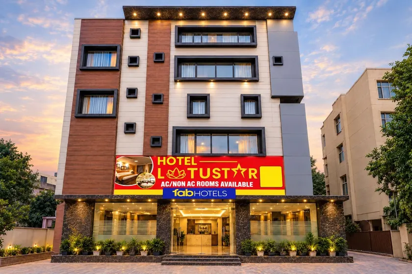FabHotel Lotus Star - Image 1