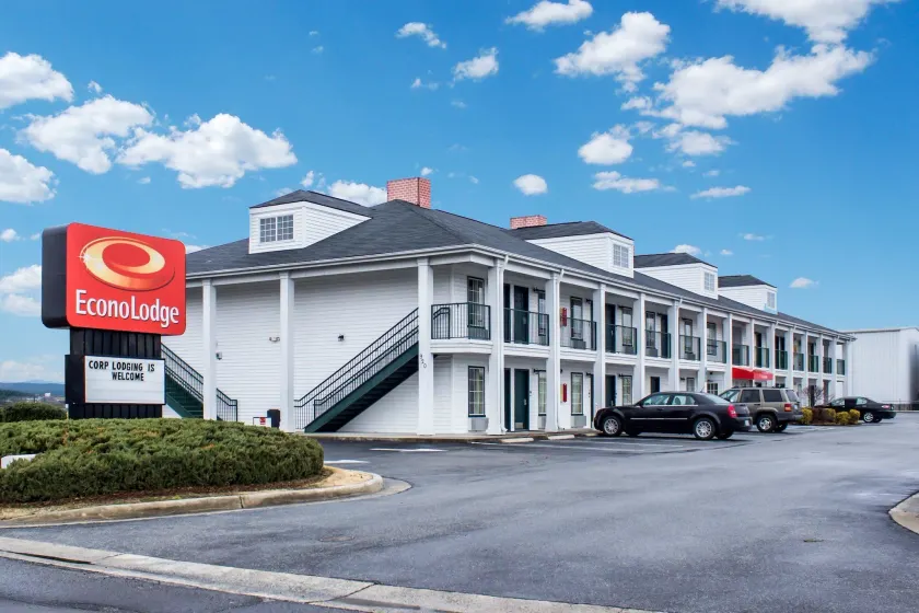Econo Lodge Greenville near University - Image 1