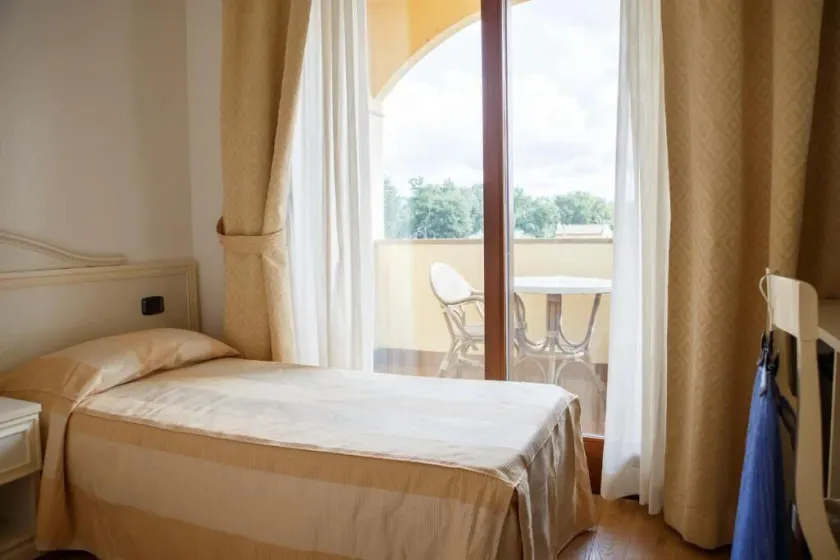 Hotel Villa Sofia - Image 1