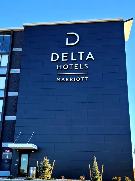 Delta Hotels by Marriott Denver Thornton - Image 1