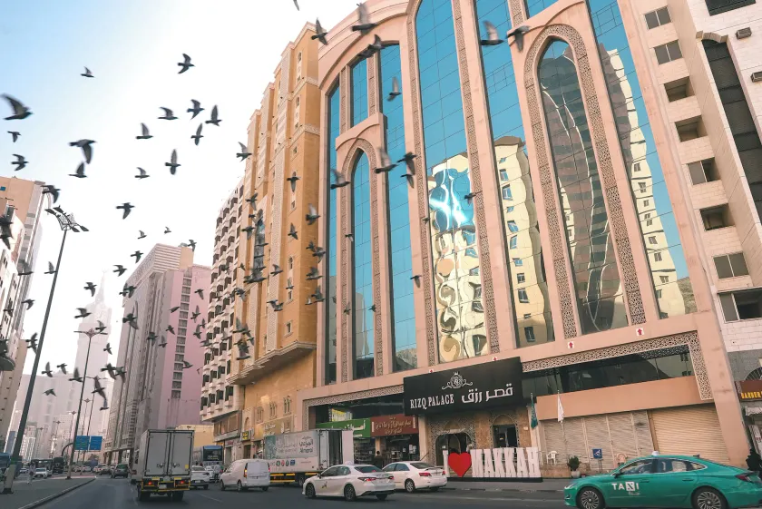 Rizq Palace Hotel Makkah - Image 1
