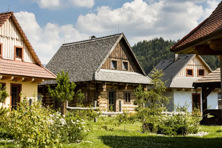 Rezort Gothal Chalupy - Image 1