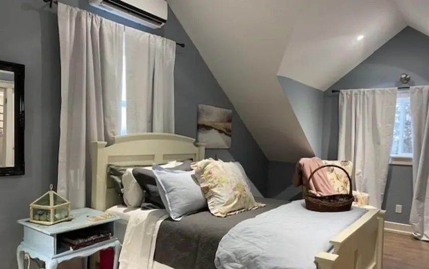 Over the Top B&B - Room