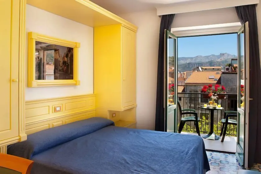 Hotel Astoria Sorrento - Image 1