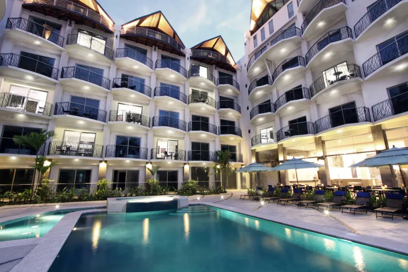 Oceano Boutique Hotel & Bistró - Image 1