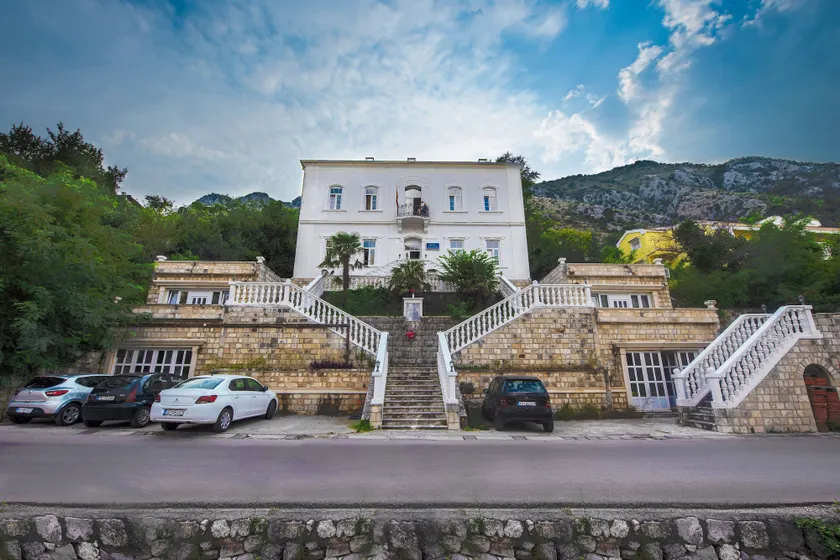 Hotel Belveder - Image 1