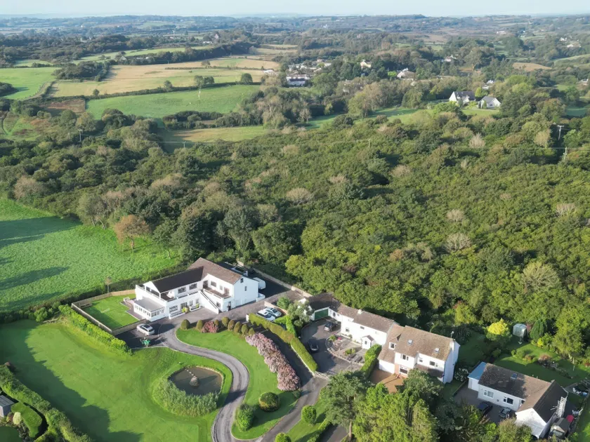 Top Of The Lane Luxury Holiday Apartment - Image 1