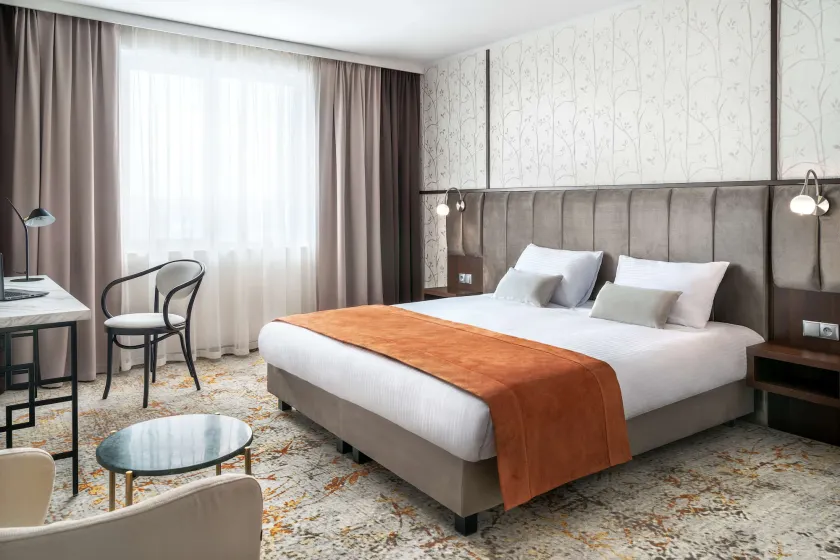 Metropolo by Golden Tulip Krakow - Image 1