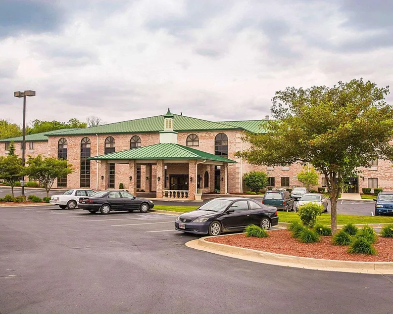 Quality Inn & Suites Cincinnati I-275 - Image 1