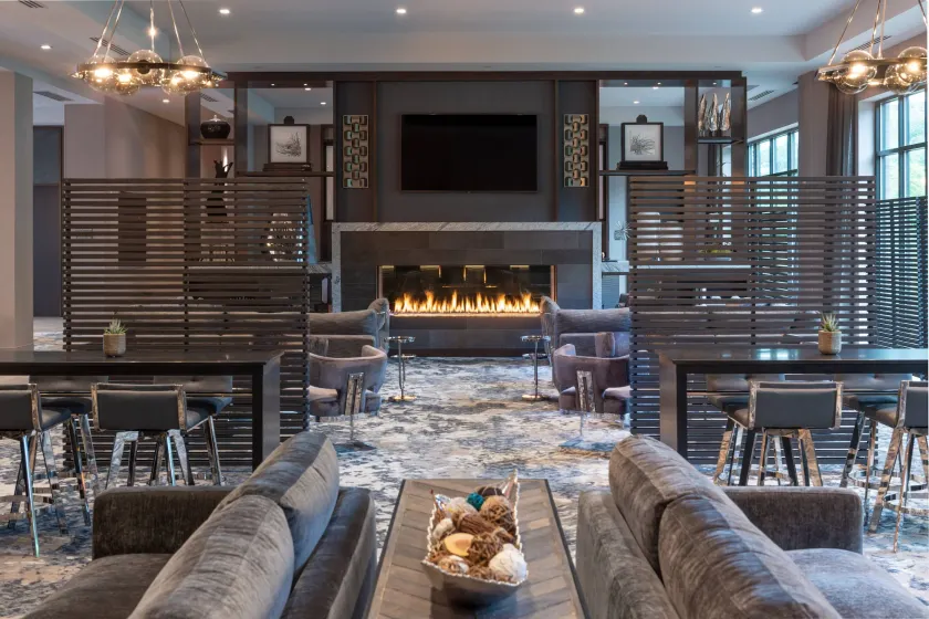 Fairfield Inn & Suites by Marriott Boston Waltham - Image 1