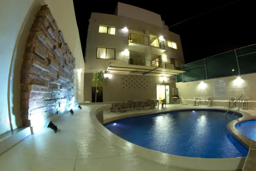 Hotel & Suites Domani - Image 1