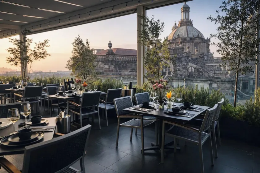 Hotel Catedral - Image 1