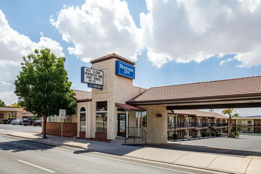 Rodeway Inn St George North - Near Pioneer Park - Image 1