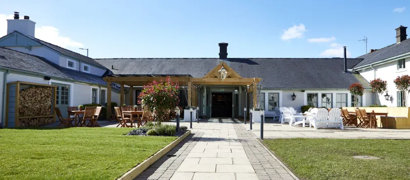 The Bluebird Inn at Samlesbury - Image 1