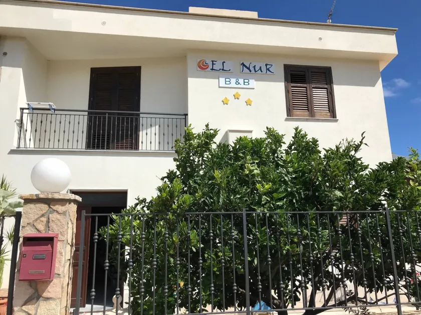 El Nur Bed & Breakfast - Image 1